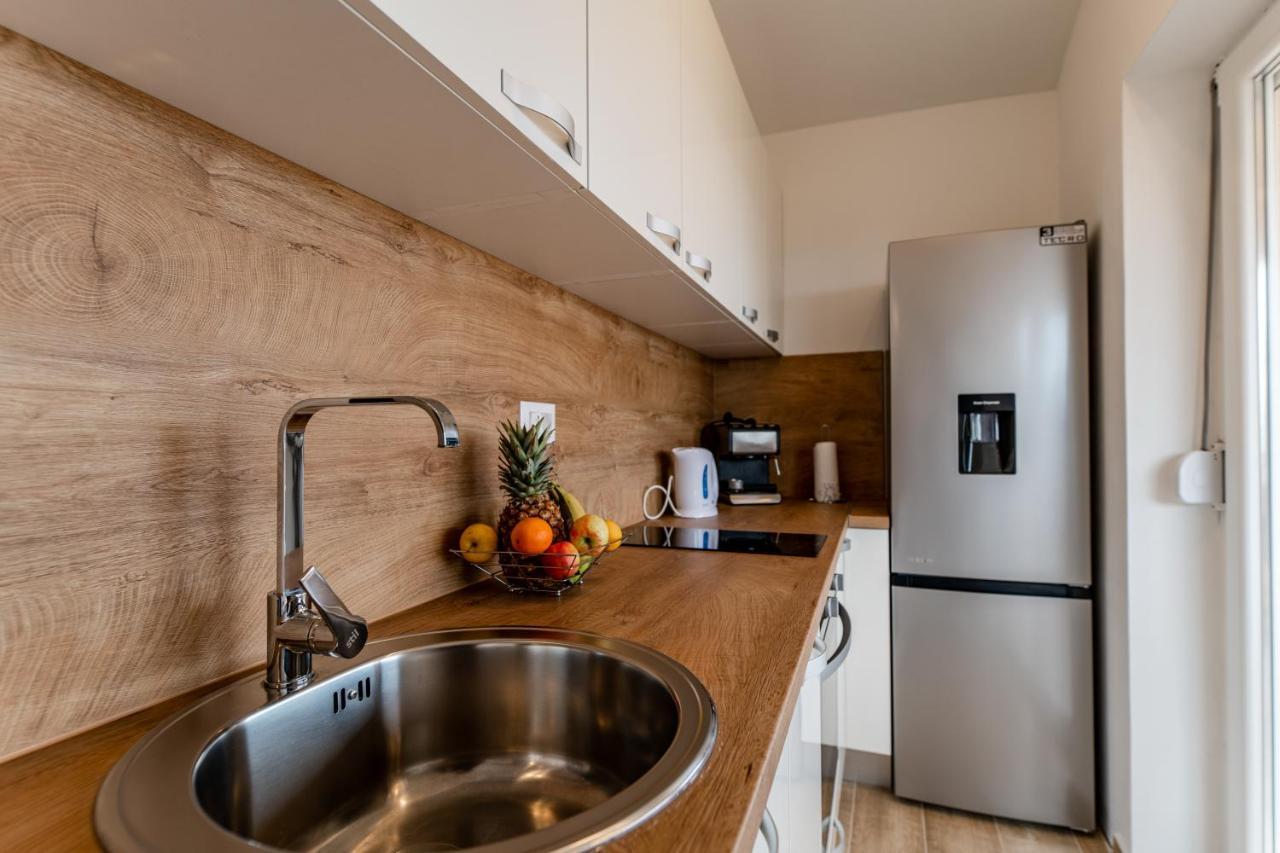 Holiday Home Aria Нін Екстер'єр фото