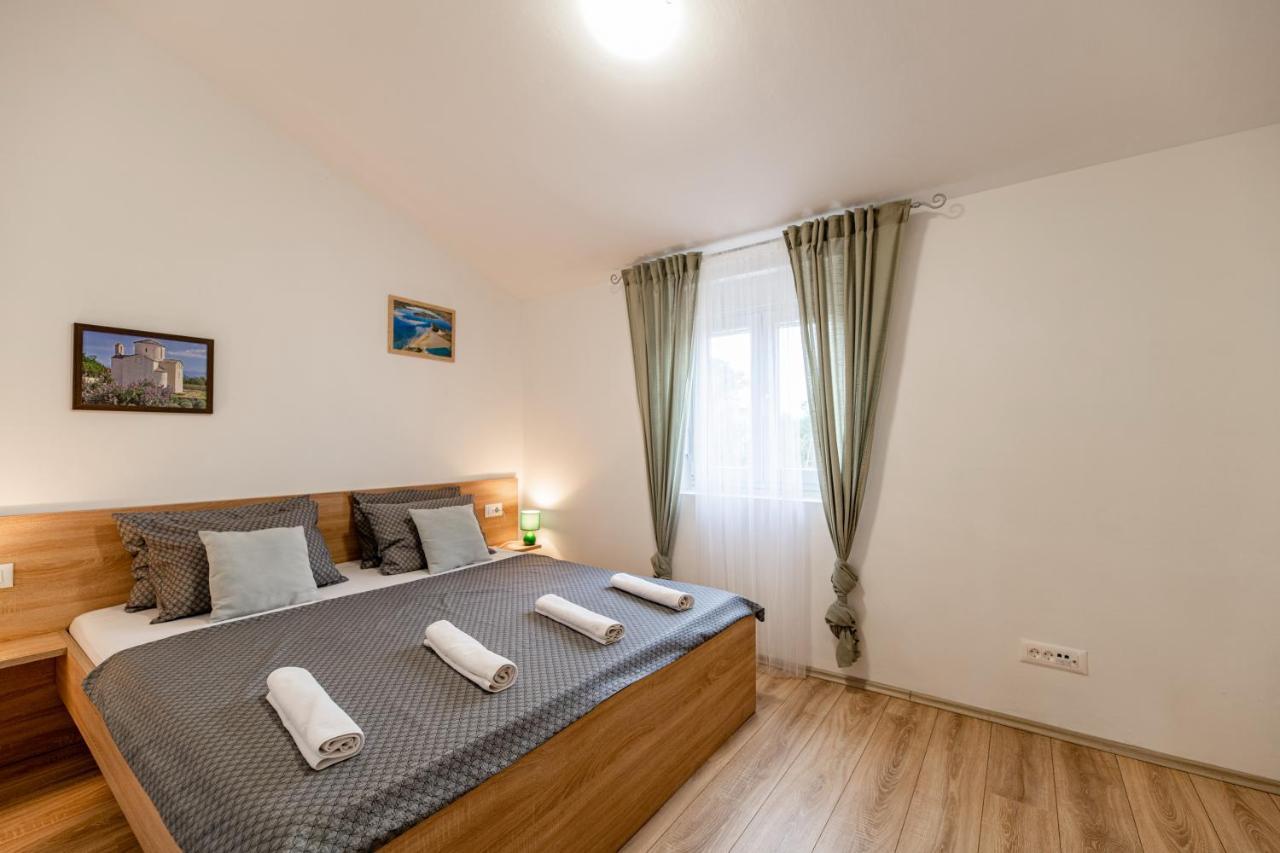 Holiday Home Aria Нін Екстер'єр фото
